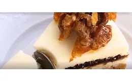 Чизкейк с черносливом