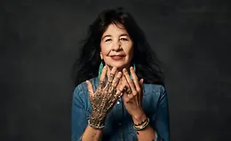 Джой Харжо обучает поэтическому мышлению