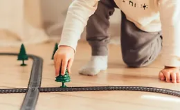 Как научить ребёнка играть самостоятельно?