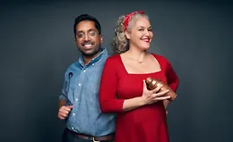 Линнетт и Райан обучают миксологии