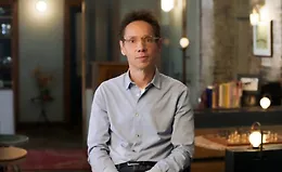 Малкольм Гладуэлл обучает письму