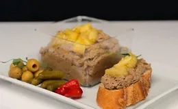 Паштет из печени с яблочным джемом