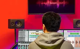 Саунд-дизайн в заставке