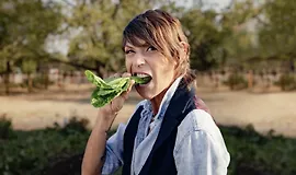 Доминик Кренн обучает современному вегетарианскому кулинарному искусству