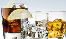 Руководство по спиртным напиткам и коктейлям: Вкусы и традиции