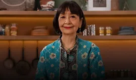 Мадхур Джафри обучает индийской кулинарии