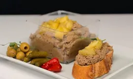 Паштет из печени с яблочным джемом