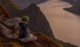 Сиди как Будда