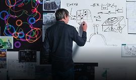 Уилл Райт обучает разработке игр и теории геймдизайна. logo