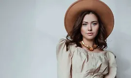 Женское позирование классическое