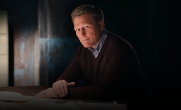 Изображение курса Дэвид Балдаччи обучает написанию детективов и триллеров
