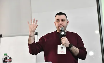 Изображение курса Курс по парсингу, или Как найти свою ЦА