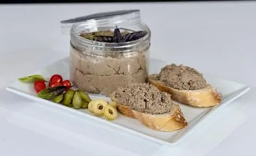 Изображение курса Паштет бутербродный с куриными субпродуктами, томленными в красном вине