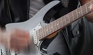 Изображение курса Истории и стили великих гитаристов