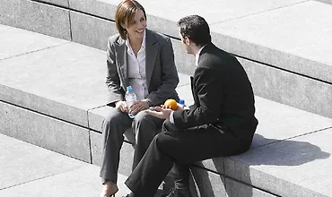 Изображение курса Как работает общение: 6 уроков для эффективной коммуникации