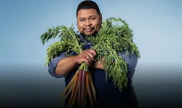 Изображение курса Майкл У. Твити: Исследование своих корней через еду