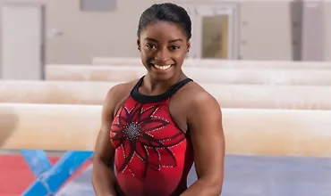Изображение курса Симона Байлз преподаёт основы гимнастики