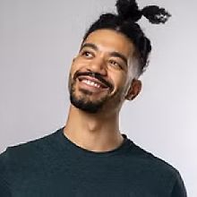 Изображение источника Алекс Холл