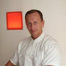 Александр Ермолаев logo