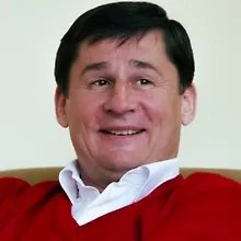 Ален Алиев logo