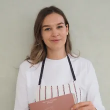 Анастасия Дворецкая logo