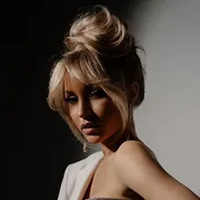 Антонина Романова logo