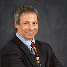 Артур Т. Бенджамин logo