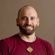 Бернат Меркадер logo