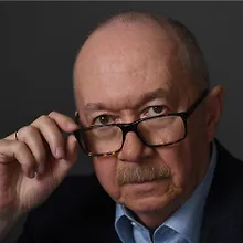 Денис Драгунский logo