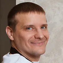 Денис Сенчугов logo