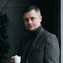 Денис Смирнов logo