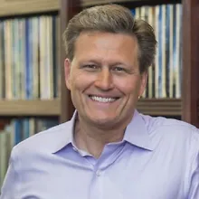 Дэвид Балдаччи logo