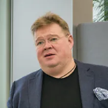 Дмитрий Титов logo