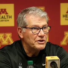 Джино Ауриемма logo