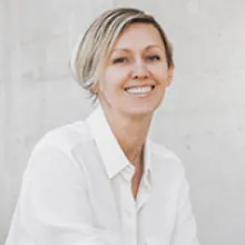 Елена Резанова logo