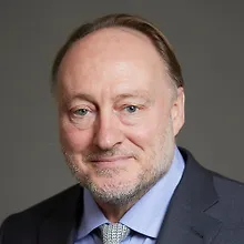 Эндрю Робертс logo