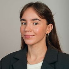 Изображение источника Евгения Савельева