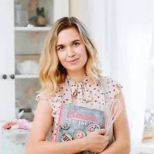 Ильзира Карагузина logo