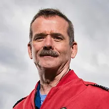 Крис Хэдфилд logo