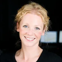 Кристин Лоберг logo