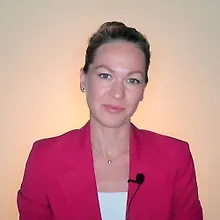 Ксения Сапранкова logo