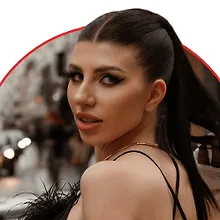 Лиза Васина logo