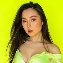 Мадина Михайлова logo