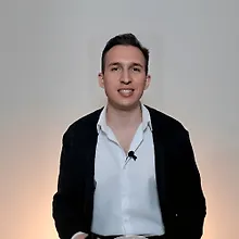 Максим Шилов logo