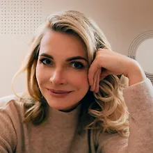 Марианна Лынская logo