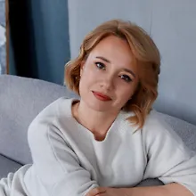 Мария Остапенко logo