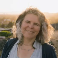 Ольга Писарик logo