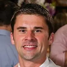 Питер Холлинс logo