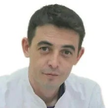 Руслан Масгутов logo