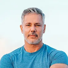 Шон Уэллс logo